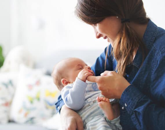 5 Tips for New Parents to Maintain Their Mental Health