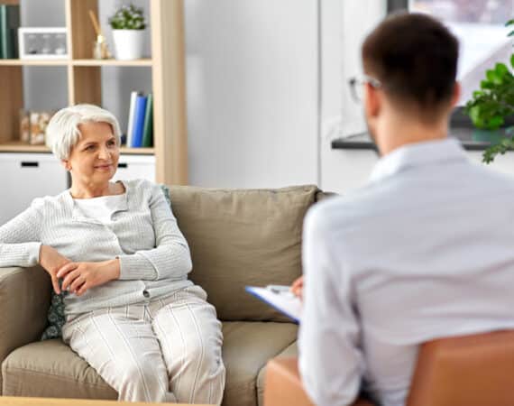 3 Big Risks That Make Seniors Vulnerable to Mental Illness